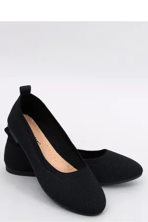 Ballet flats