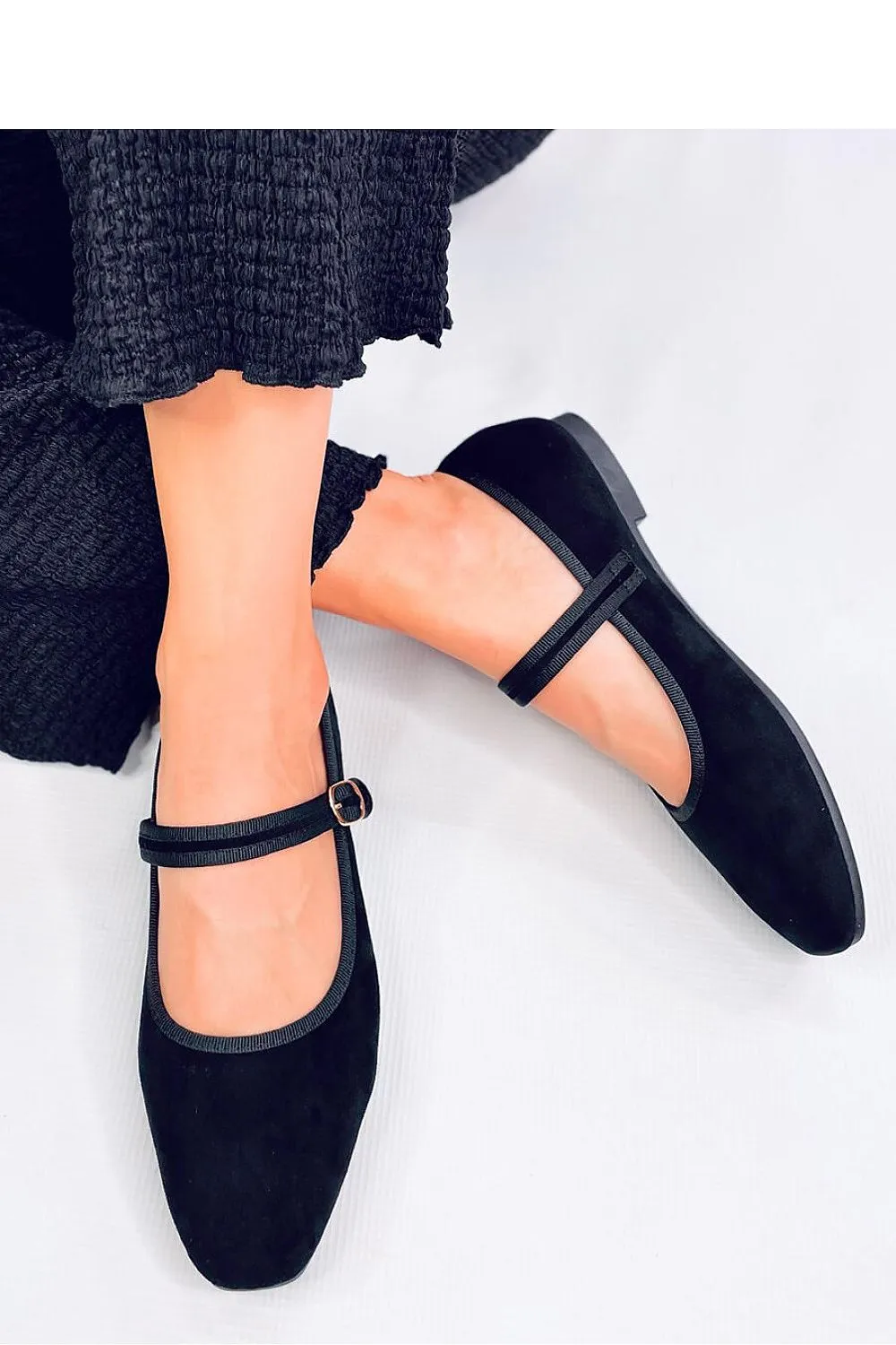 Ballet flats