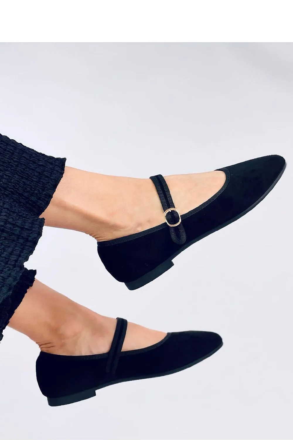 Ballet flats
