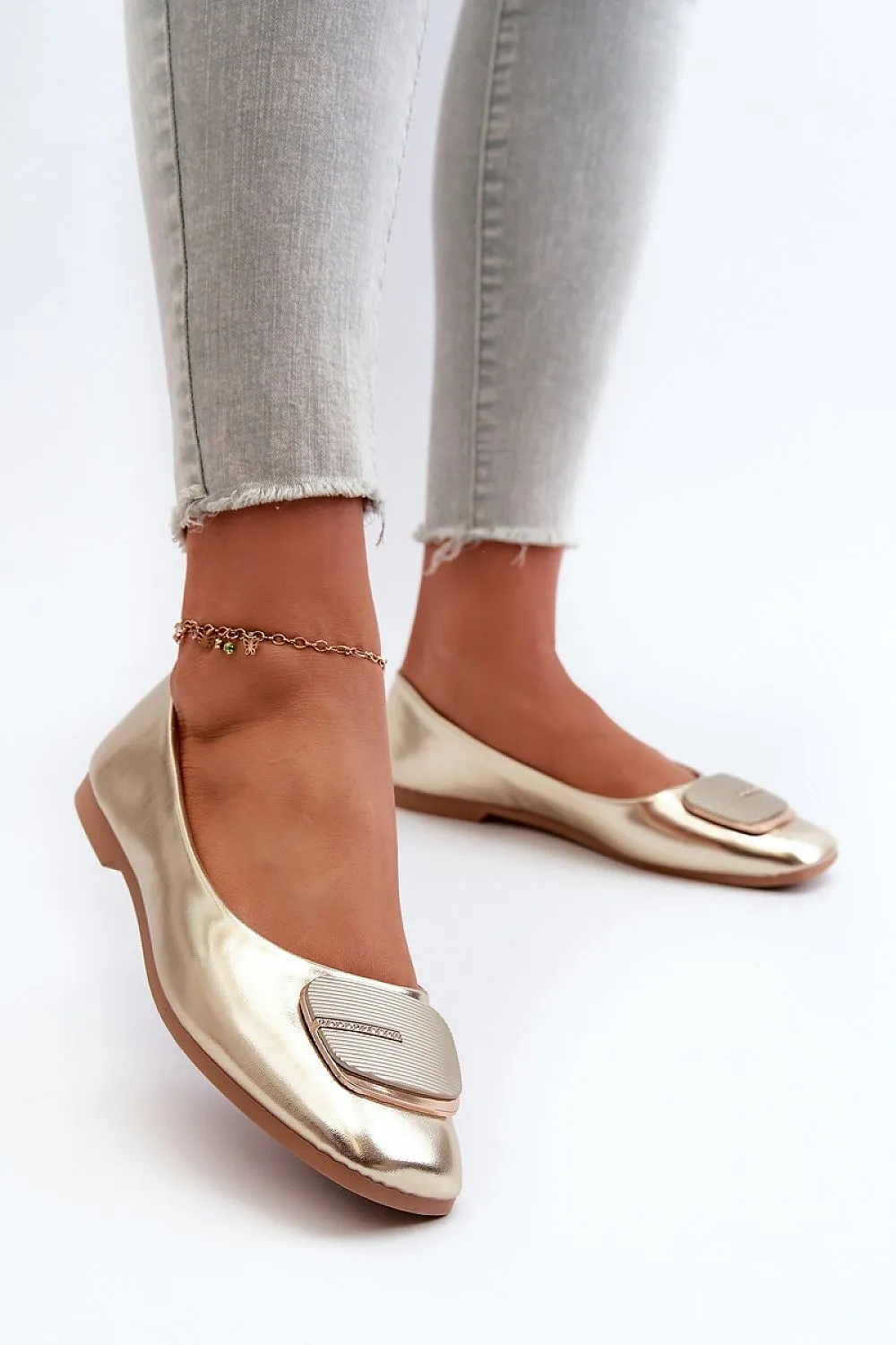 Ballet flats