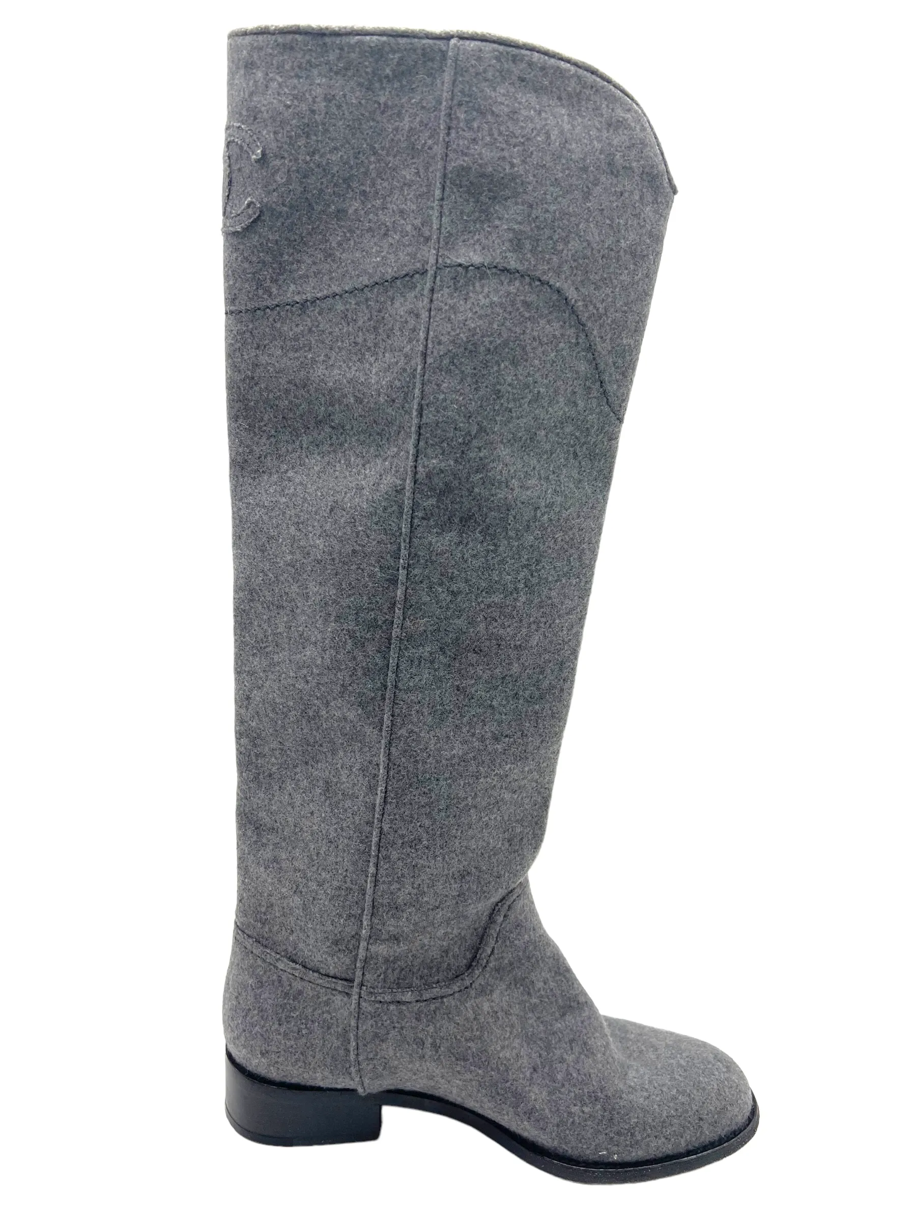 Chanel Gray Knit CC Logo Size 38 Riding Boots