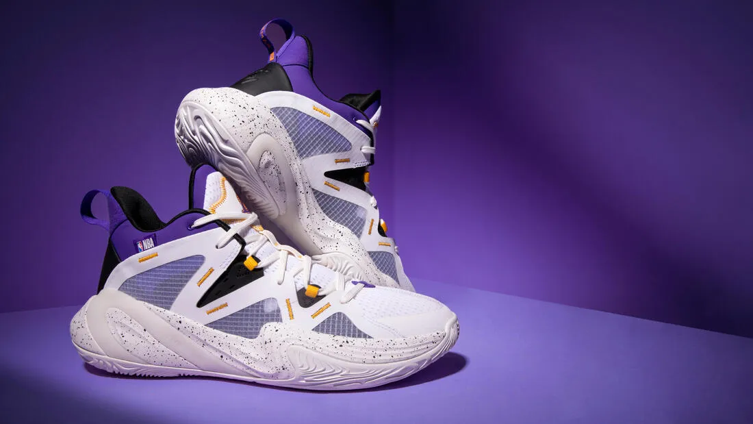 CHAUSSURES DE BASKETBALL LOS ANGELES LAKERS HOMME/FEMME -  900 NBA MID-3 BLANC