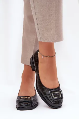 Elegant natural leather ballet flats