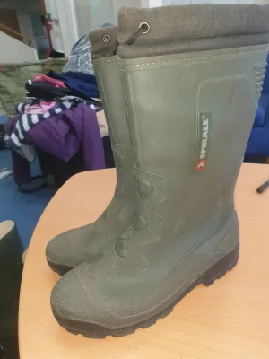 Green Spirale size 6 wellies FREE POSTAGE 🟣