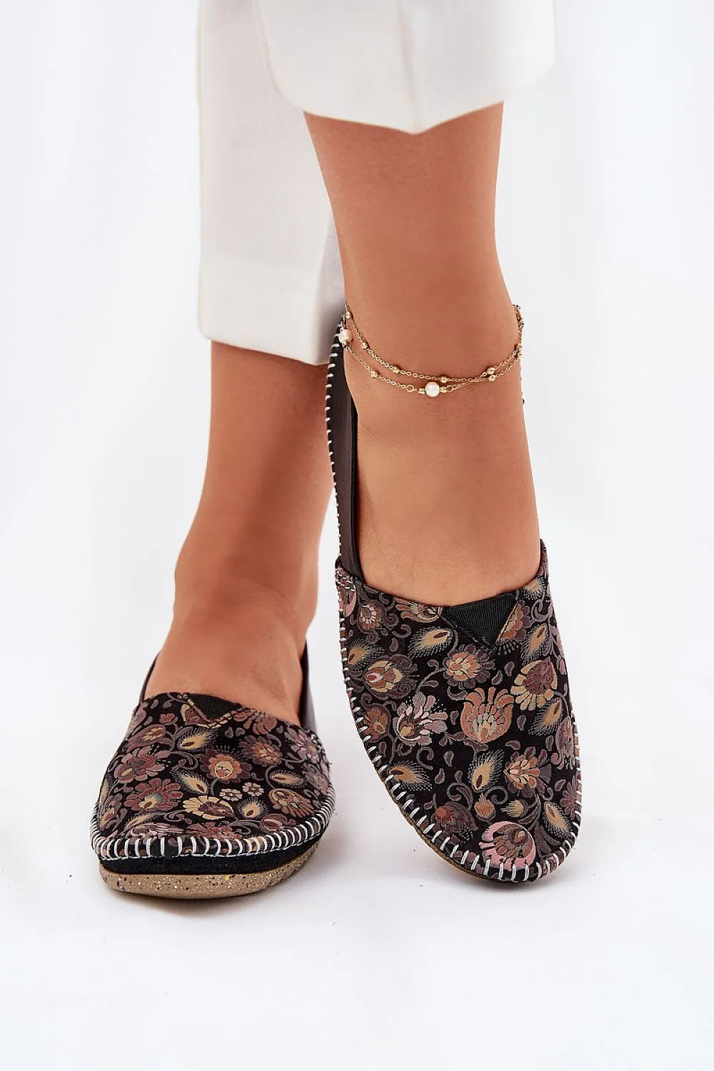 Maciejka black ballet flats