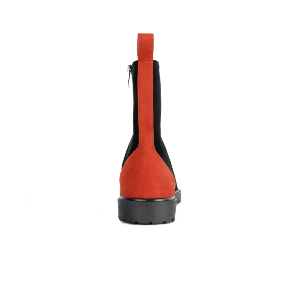 THE RAIN BOOTS