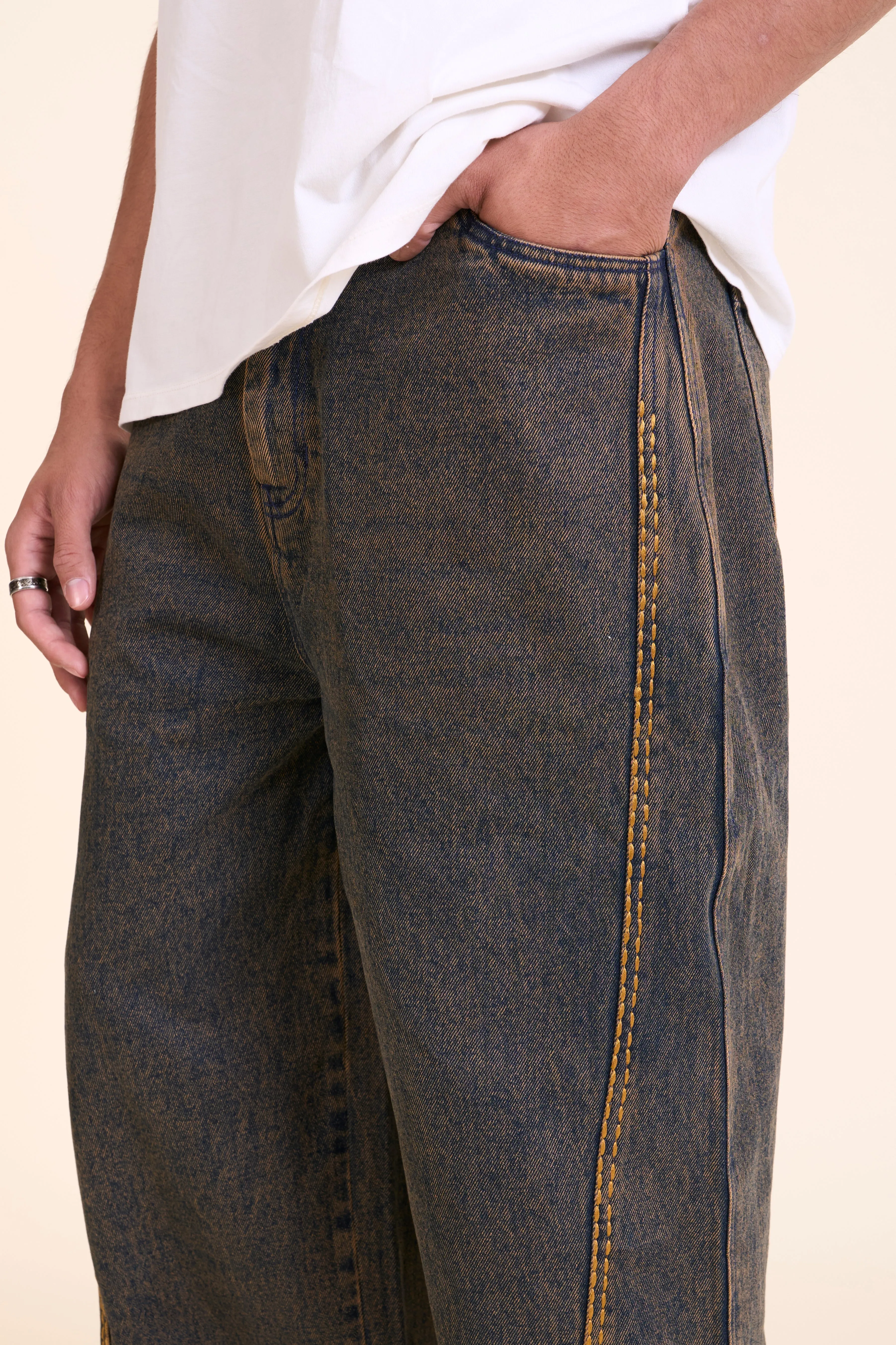 Trail Oversized Jeans