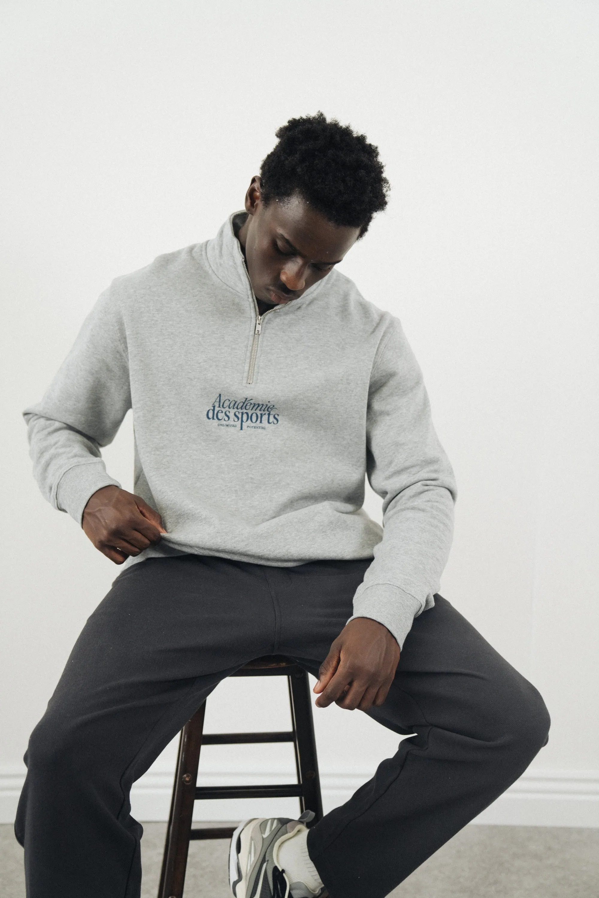Vice 84 'Académie Des Sports Script' 1/4 Zip Sweater - Grey